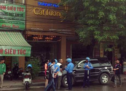 Theo chân đặc nhiệm kiểm tra các thẩm mỹ viện 'ma'