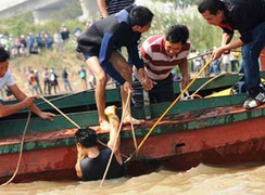 Người nhà nạn nhân bị phi tang đòi trả lời chính xác