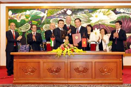 Việt Nam và Pa-le-xtin ký kết Hiệp định tránh đánh thuế hai lần