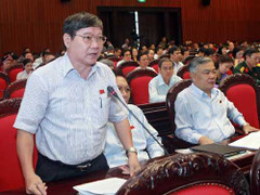 'Vận động' đại biểu quốc hội không nói về tham nhũng