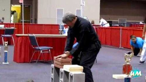 Những màn biểu diễn võ thuật thất bại thảm hại