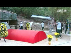 Video: Bộ đội biên phòng bảo vệ khu mộ Đại tướng trước bão