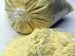 Sữa bột trộn thuốc tránh thai xuất xứ từ đâu?