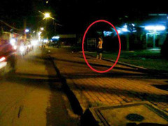 Gái làng chơi và chiêu chiều khách không tưởng