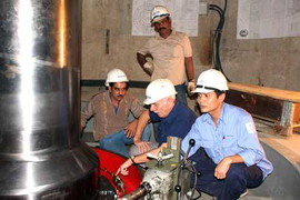 Thuế thu nhập cá nhân với chuyên gia nước ngoài tính thế nào?