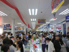 Hà Nội: Thêm một siêu thị điện máy được khai trương