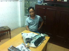 Tạt axit kinh hoàng giữa Sài Gòn: Khởi tố, bắt hung thủ