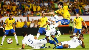 Brazil tung kép phụ vẫn đè bép Honduras 5-0