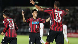 Công Vinh chơi nhiệt, Sapporo thắng đậm