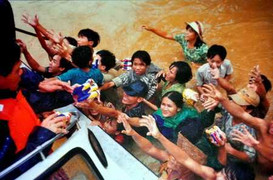 Nhìn lại trận 'đại hồng thuỷ' miền Trung năm 1999