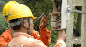 Hành xử kiểu EVN: Tay đánh trống, miệng la làng