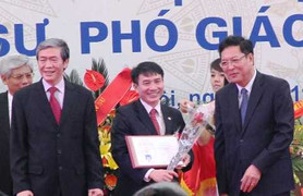 Điều đặc biệt trong lễ vinh danh GS, PGS 2013