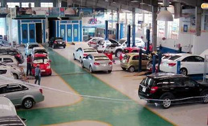 Hàng tồn đầy kho, ôtô giảm giá trăm triệu vẫn ế