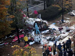 Video: Trực thăng lao vào chung cư 30 tầng