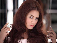 Phim của Hoàng Thuỳ Linh tung trailer 'nóng' gây sốt