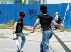 'Huyết chiến' trên đại lộ, 3 thiếu niên thương vong