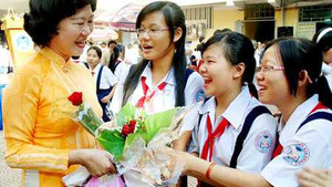 Những ca khúc tri ân thầy cô xúc động dân mạng