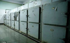 Người chết sống lại sau 10 giờ nằm trong nhà xác