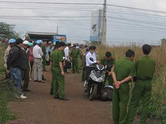 Phát hiện người đàn ông chết trong tư thế quỳ