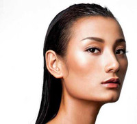 6 chân dài 'xấu lạ' vẫn 'nổi như cồn'