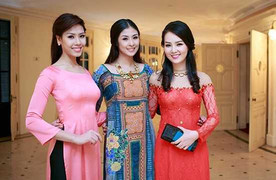 Khoảnh khắc mỹ nhân già 'dìm hàng' nhan sắc trẻ