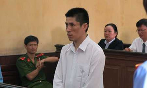 Vợ chết thảm dưới đòn ghen của chồng