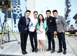 Nhóm 365 dùng xe sang 2 tỷ đi cưa cẩm hot girl