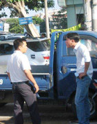 Tài xế khẩu chiến, giao thông hỗn loạn