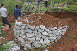 Lời đồn người chết hóa hổ và mộ 9 tầng đá ở Sơn La