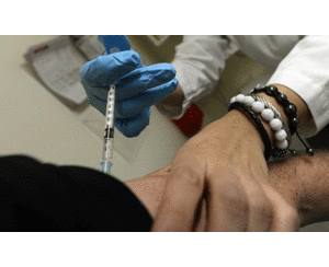 Tiêm vaccine cúm, nam sinh mất mạng