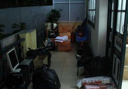 Gia đình chị Huyền tìm thi thể trong thẩm mỹ viện