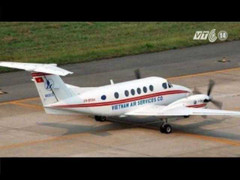 Video: Máy bay Vietnam Airlines phải hạ cánh bằng bụng