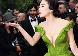 Mỹ nhân Hoa ngữ sở hữu vòng một ấn tượng nhất năm 2013