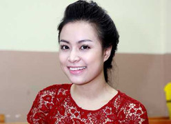 Hoàng Thùy Linh kín đáo lạ đi giao lưu học sinh