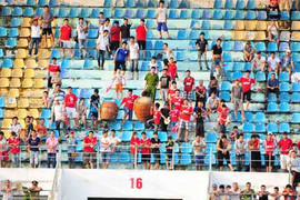 V-League 2014 ế vé vì World Cup