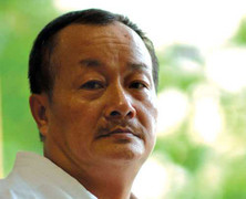 HLV Lê Công: Đấu xa nhà phải dùng 'chiêu độc'