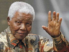 Huyền thoại Nelson Mandela qua đời ở tuổi 95