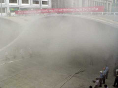 Hầm vượt sông Sài Gòn tê liệt trong đám cháy dữ dội