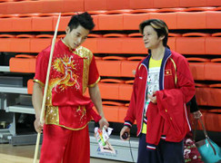 Ảnh: Hy vọng vàng Mạnh Quyền gãy côn khi thi đấu