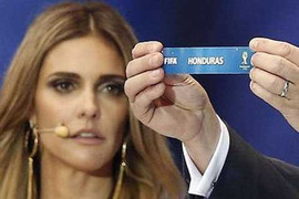 Đẩy tuyển Anh vào bảng tử thần, FIFA bị tố gian lận