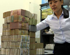 Soi lương, thưởng của các đại gia ngân hàng