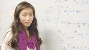 Nữ sinh gốc Việt đạt điểm toán cao nhất thế giới