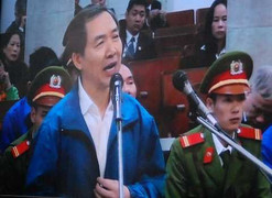 Dương Chí Dũng quyết không khai người tiết lộ tin mật