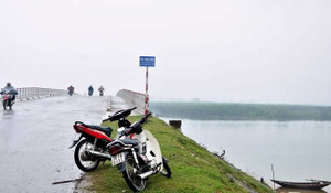 Phó chủ tịch mang bầu tự vẫn