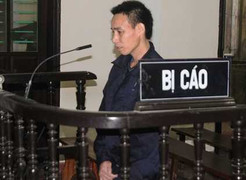 Bị nhắc nhở, chặn đường đánh chết công an xã