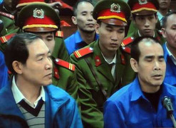 Ông Nguyễn Bá Thanh đến theo dõi tòa xử Dương Chí Dũng