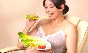 Những thực phẩm bà bầu nên tránh xa