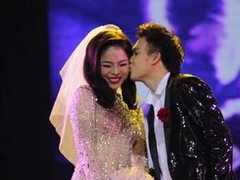 Lệ Quyên, người dệt giấc mơ bằng giọng hát