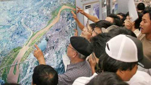 Làm hầm vượt sông giãn dân phố cổ: Hà Nội lại 'chơi sang'