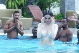 Xem lại trailer 'thảm hoạ điện ảnh' 2013 của Ngọc Trinh